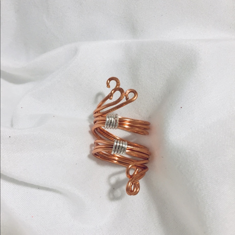 Ring - Picture 3 of 3